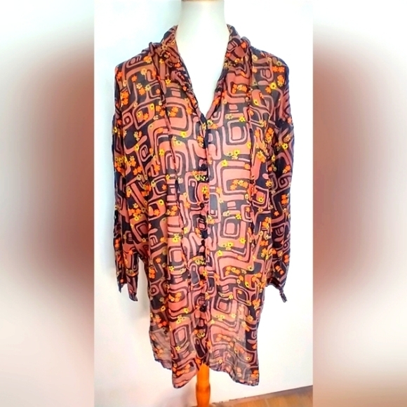 LIGHTWEIGHT HOODED COTTON COVER UP - Picture 1 of 6